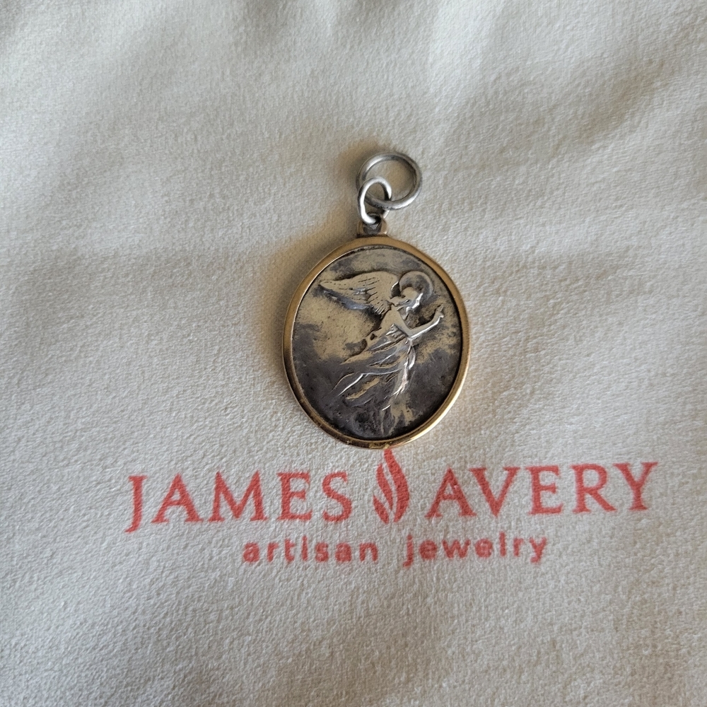 Retired James Avery seraphina pendant